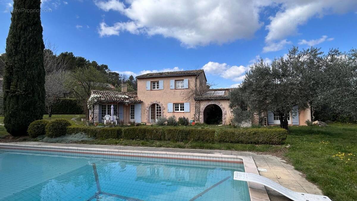 Maison à VAISON-LA-ROMAINE