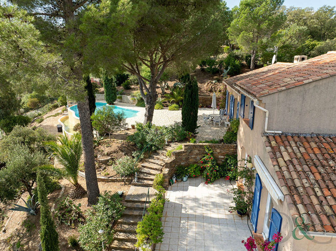 Maison à BORMES-LES-MIMOSAS