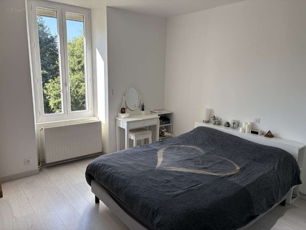 Maison à SAINT-JULIEN-LE-VENDOMOIS