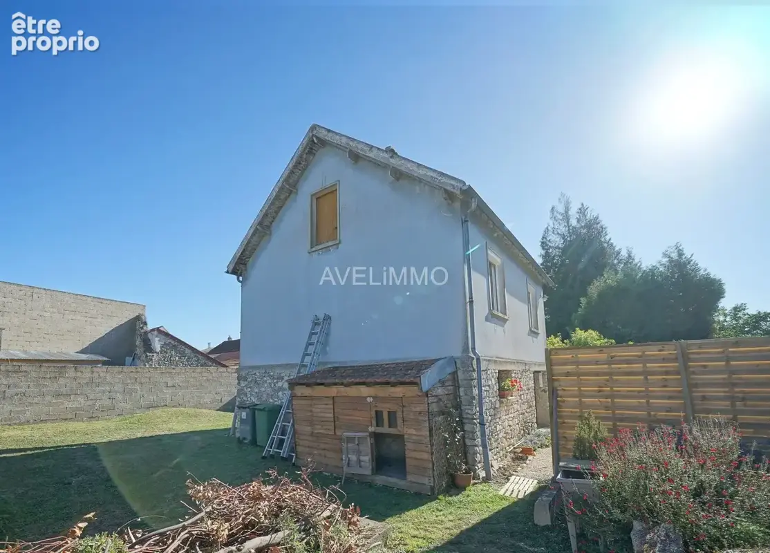 Maison avec grenier et dépendance aménageables - photo 4