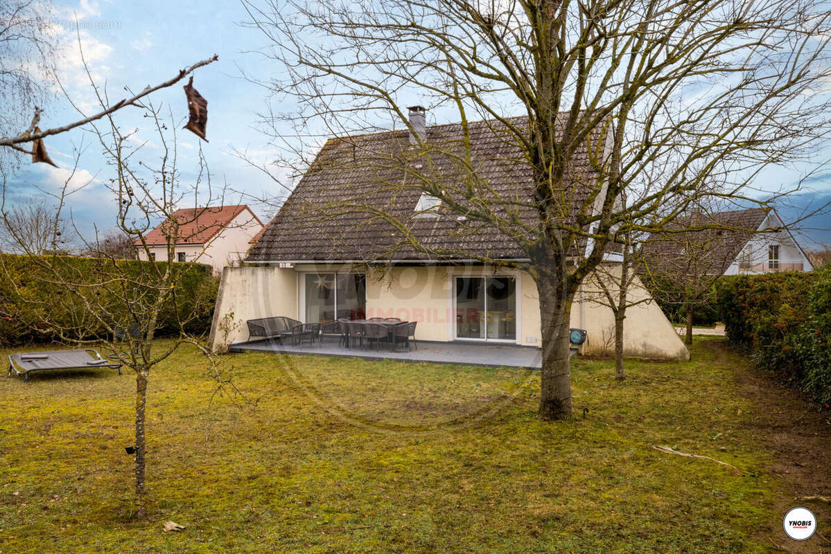 Maison à CHAPET