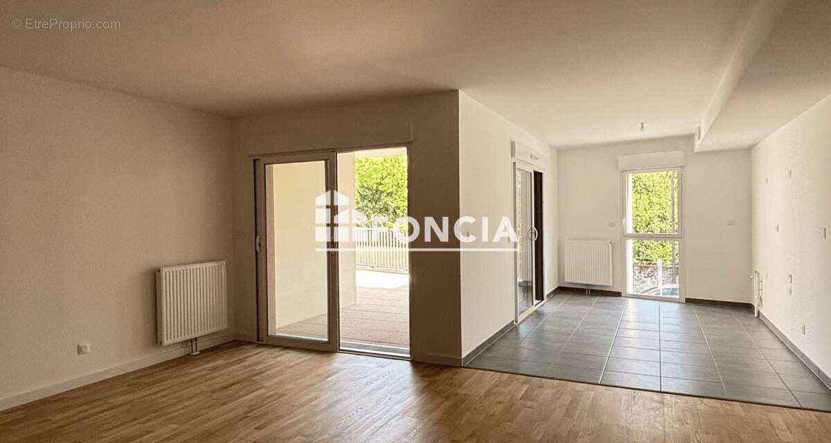 Appartement à LA RICHE