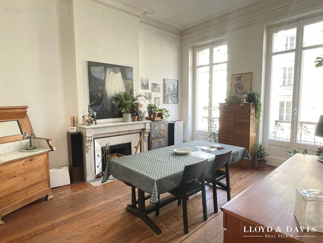 Appartement à BORDEAUX