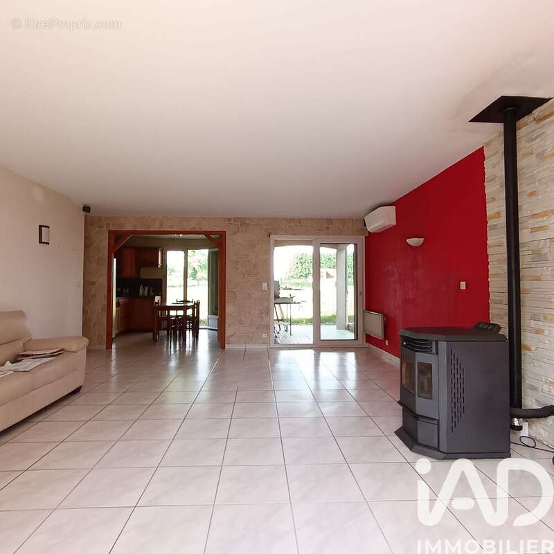 Photo 2 - Maison à SAINT-PRIEST-TAURION