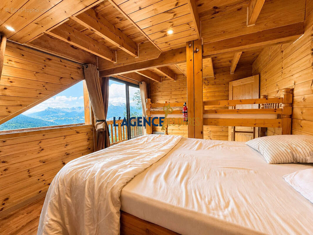 Maison 259 m² à Les Orres  - photo 7
