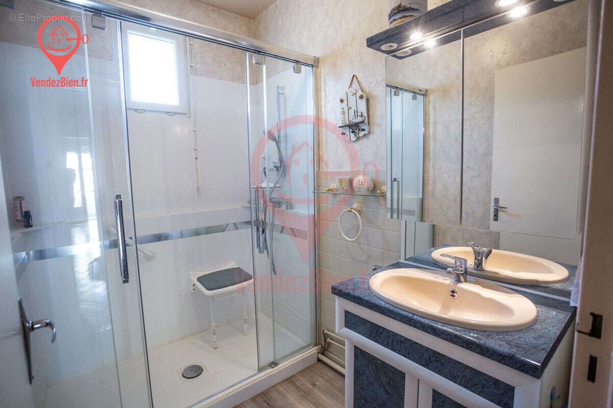 Département Cher 18 - à St Doulchard, Maison individuelle de 96 m2 habitables - photo 6