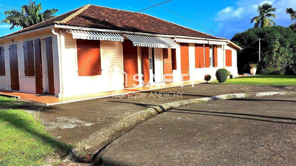 Photo 2 - Maison à SAINTE-MARIE