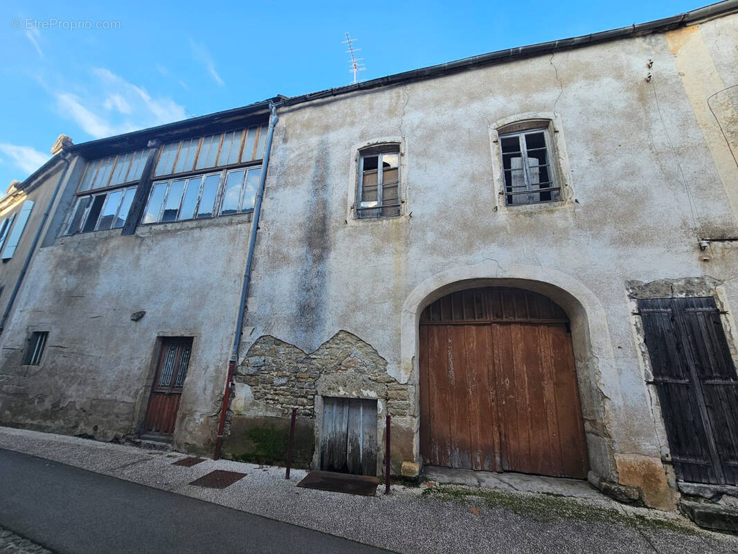 Appartement à NOLAY