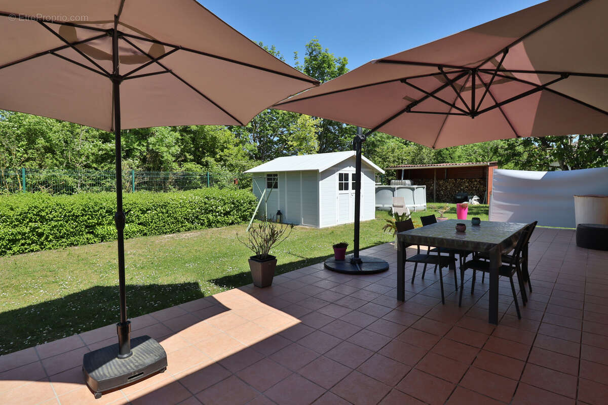 Maison à SAINTE-SAVINE