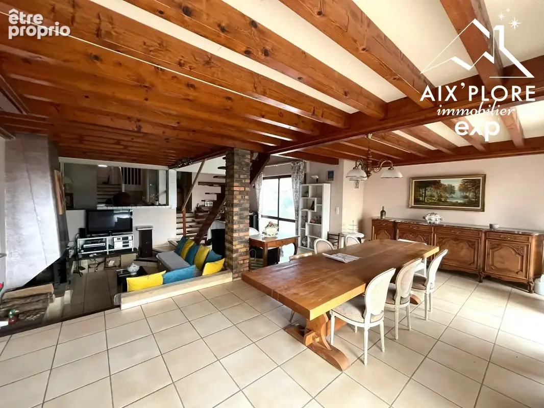 Maison 205 m² à Beligneux  - photo 4