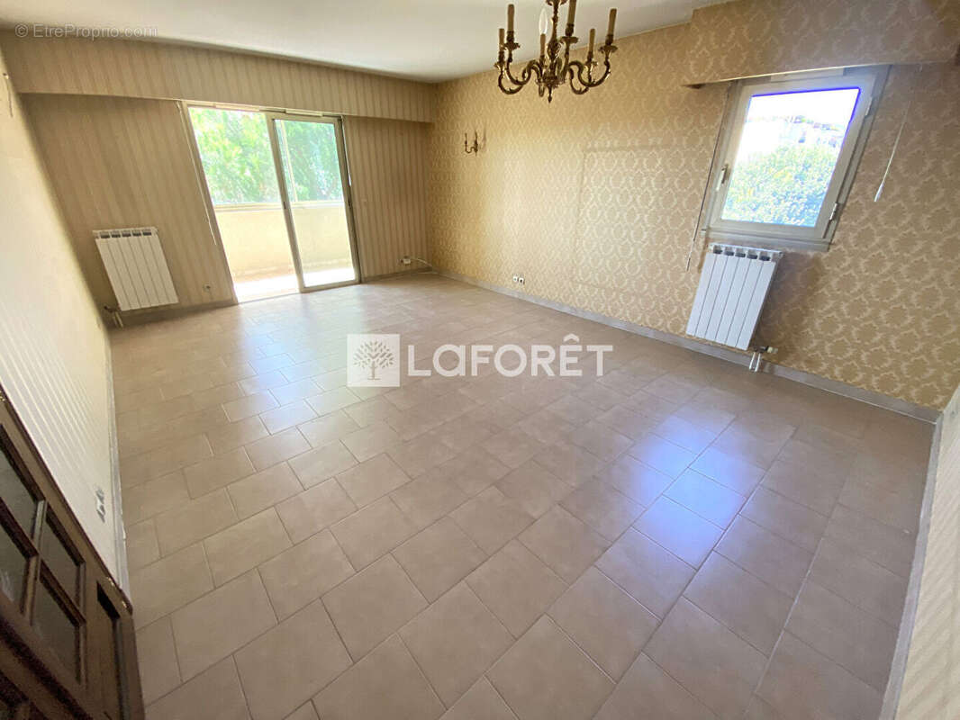 Cannes La Bocca - 3 pièces 65 m² avec Parking et Cave - photo 5