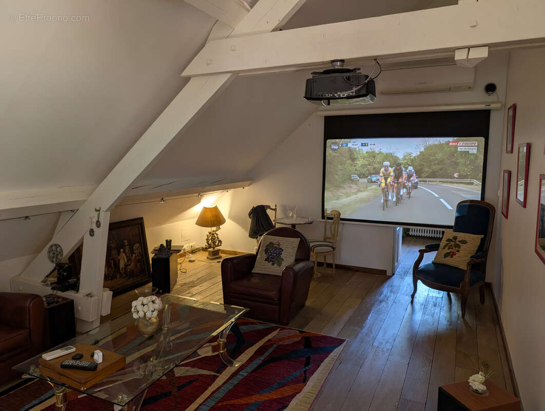 Maison à PIERREFITTE-SUR-SAULDRE