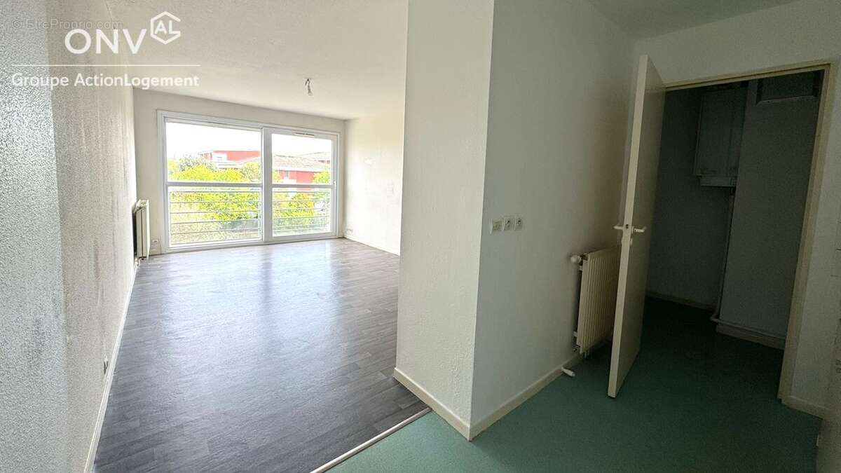 Appartement 61 m² à Begles  - photo 2