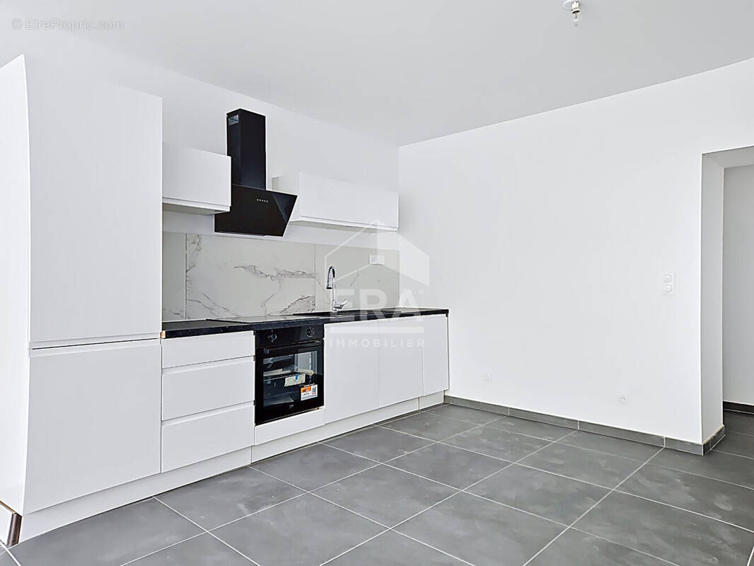 Appartement à LONGLAVILLE