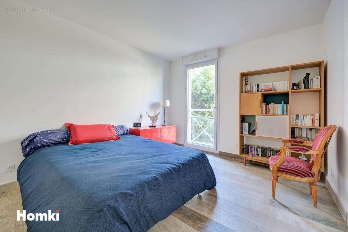 Appartement à MARSEILLE-9E