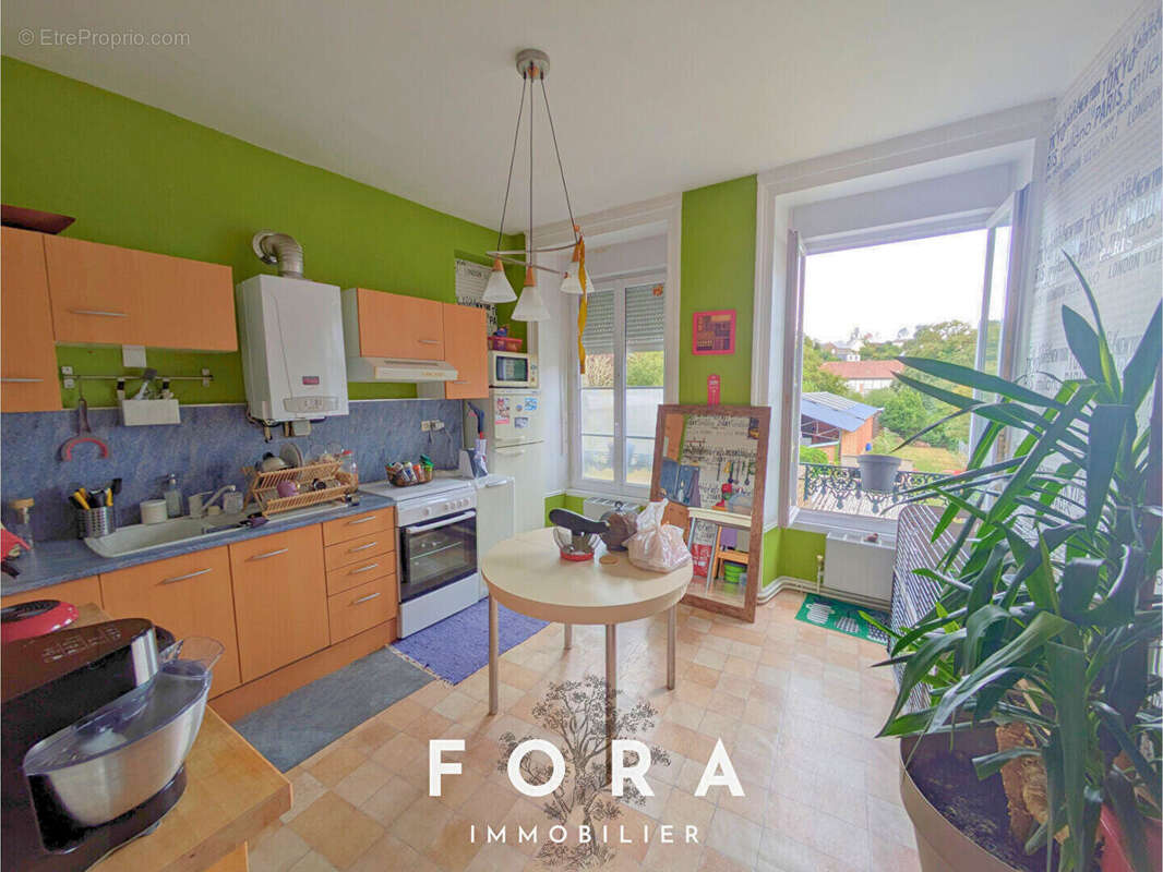 Appartement à CONDE-SUR-NOIREAU