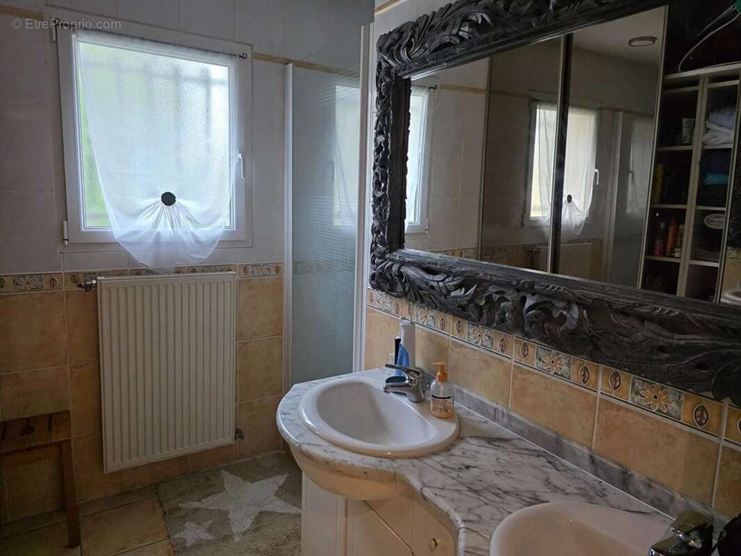 Maison à ROMANS-SUR-ISERE