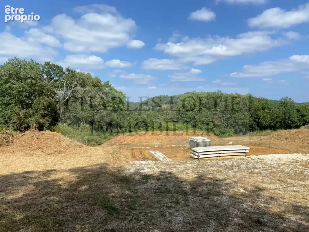Terrain à bâtir de 2121 m² - photo 2