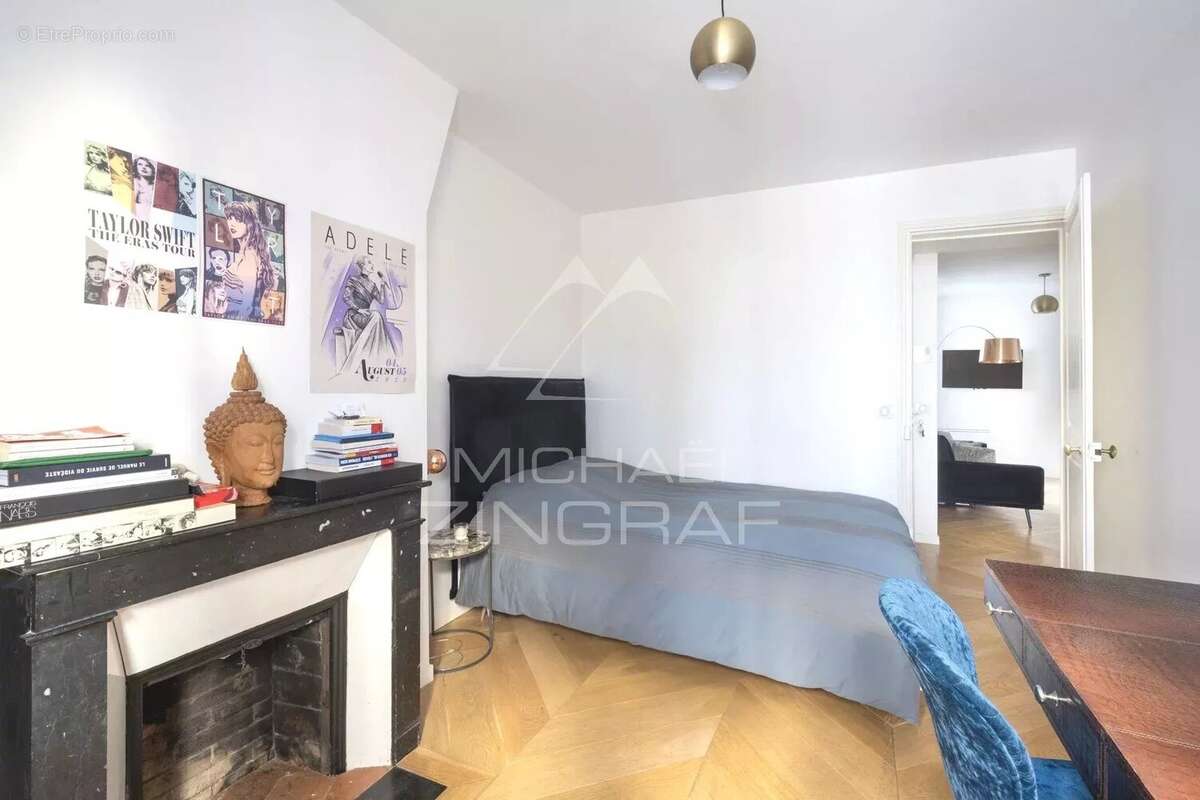 Appartement à PARIS-7E