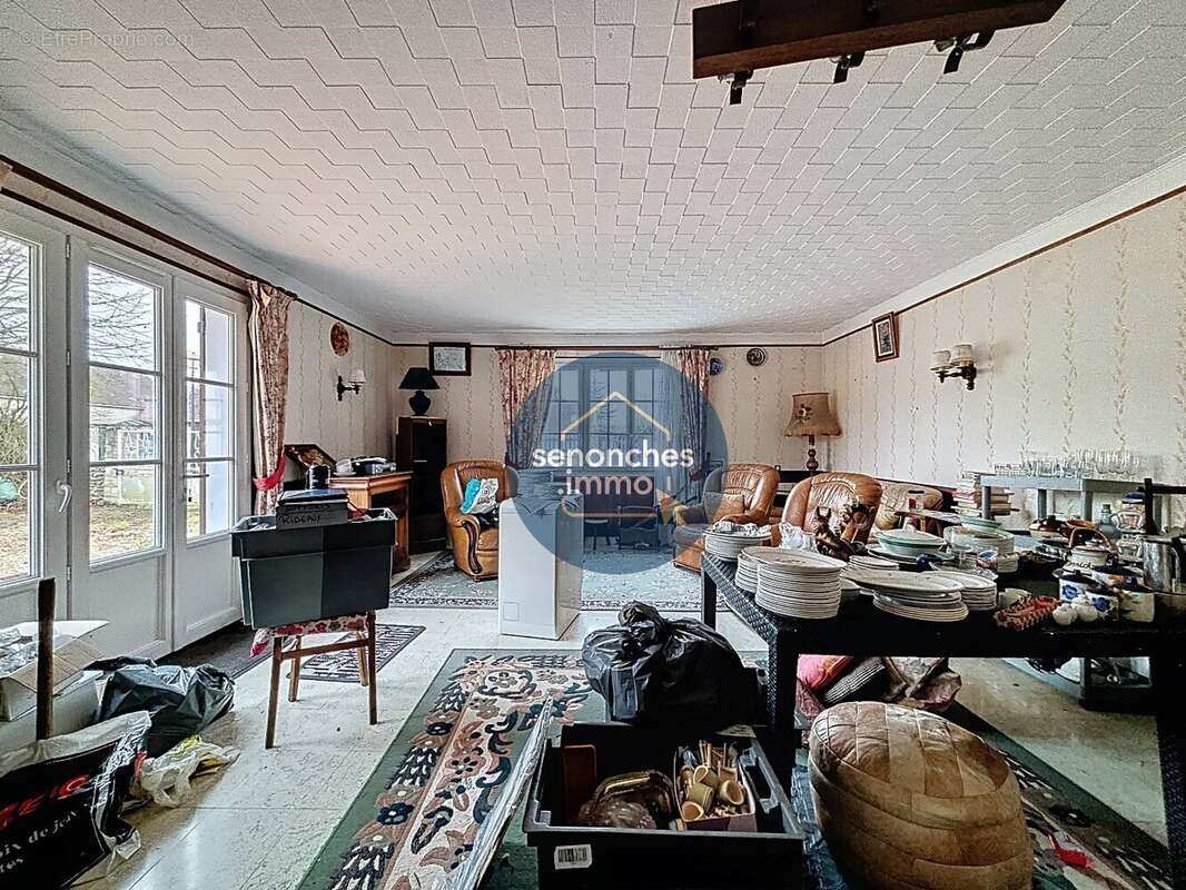 Maison à CHATEAUNEUF-EN-THYMERAIS