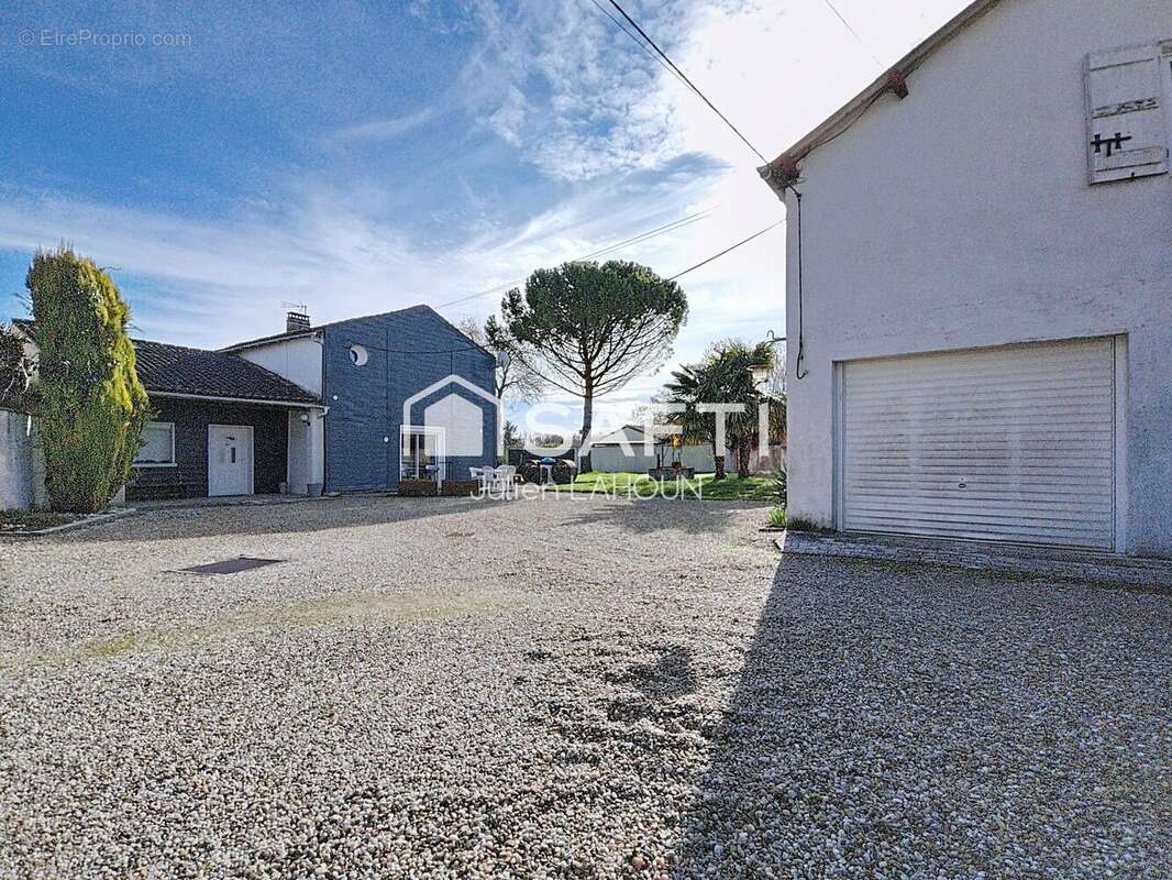Maison 147 m² à Ars  - photo 6