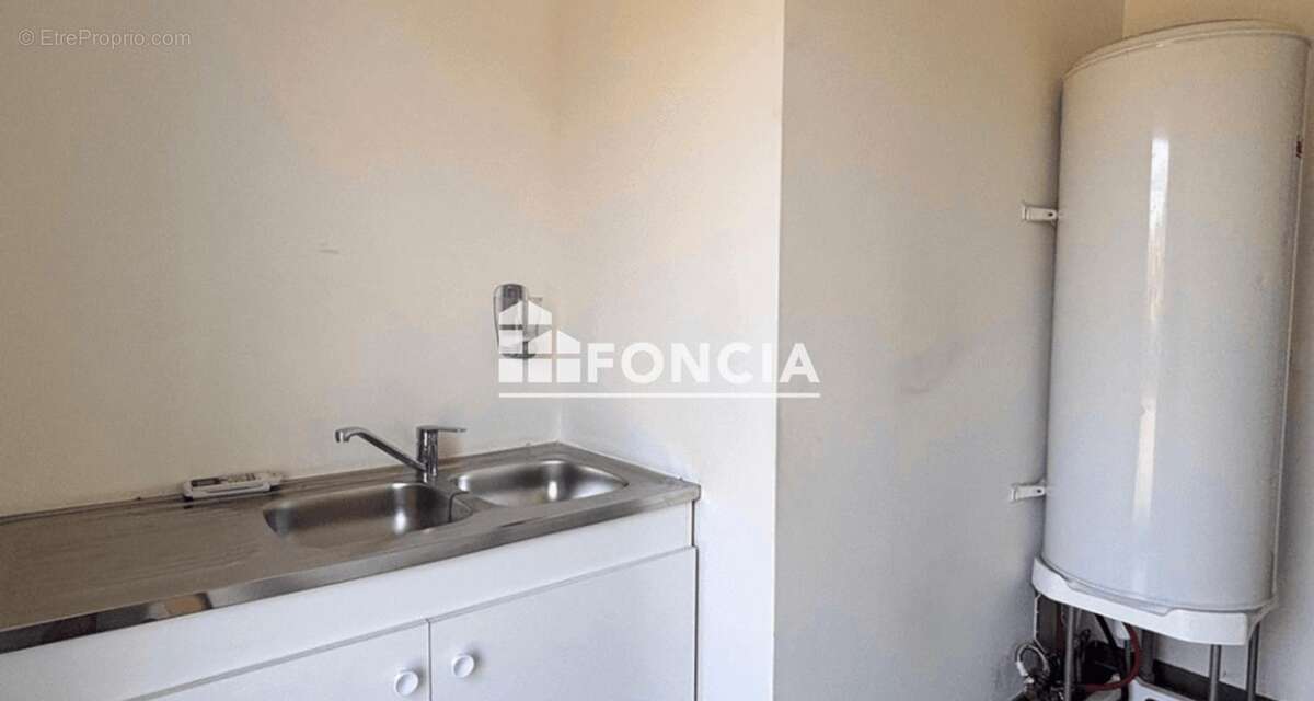 Appartement à VILLENEUVE-LES-BEZIERS