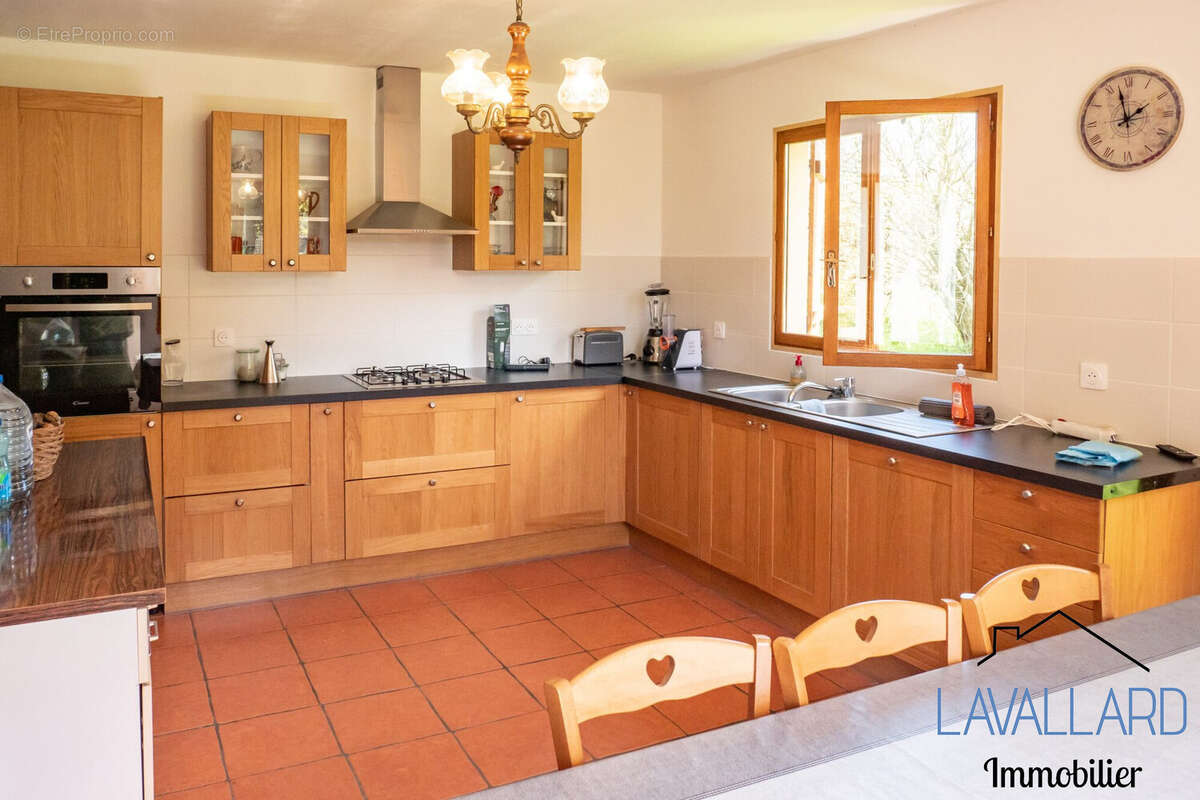 Maison à BEAUFORT-EN-SANTERRE