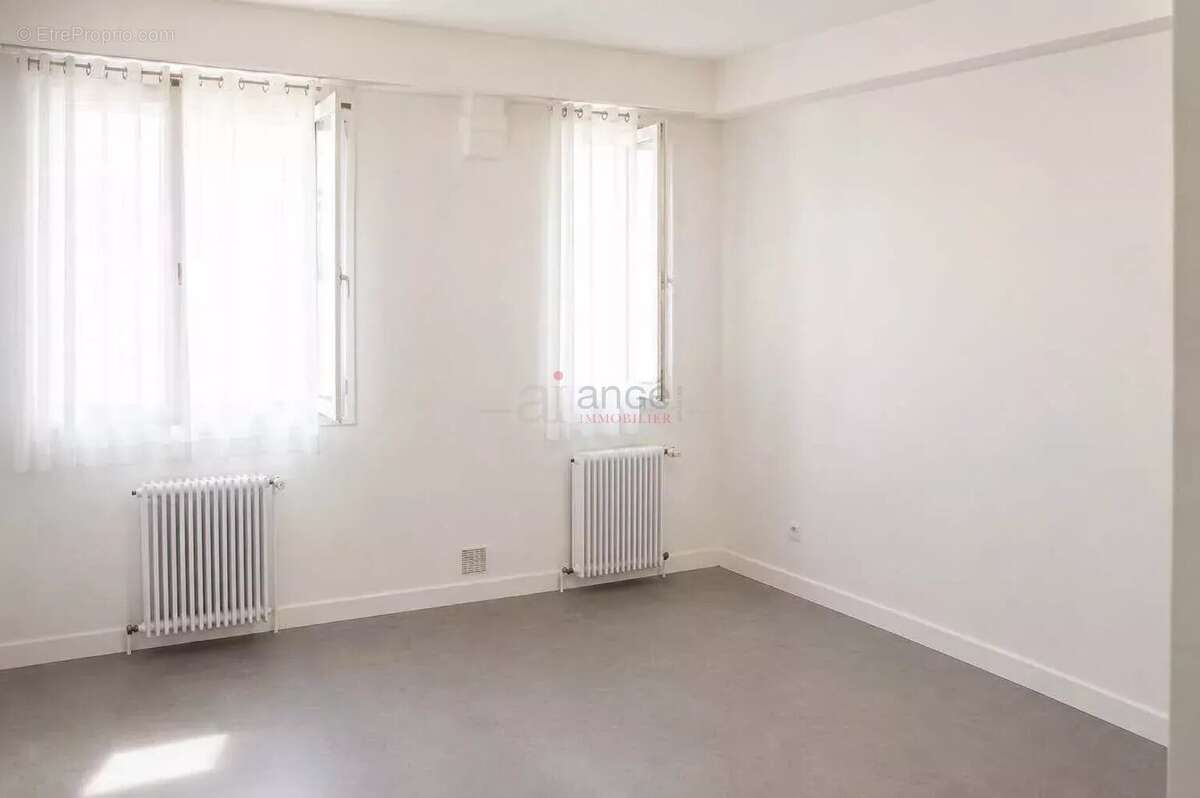 Pont-de-Chéruy Centre – T4 de 79 m² vendu loué – Idéal investisseur – Rentabilité immédiate - photo 3