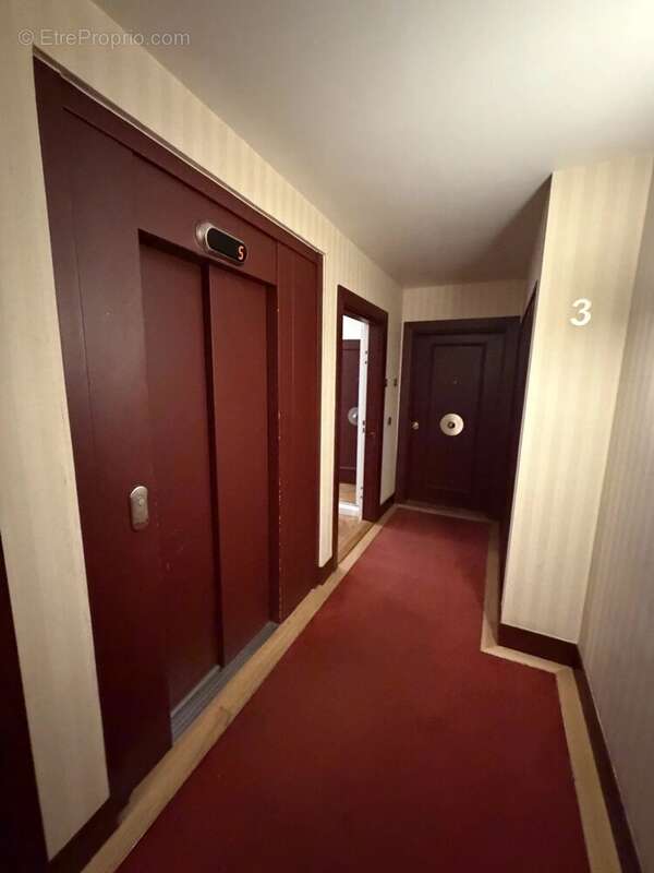 Appartement à ISSY-LES-MOULINEAUX