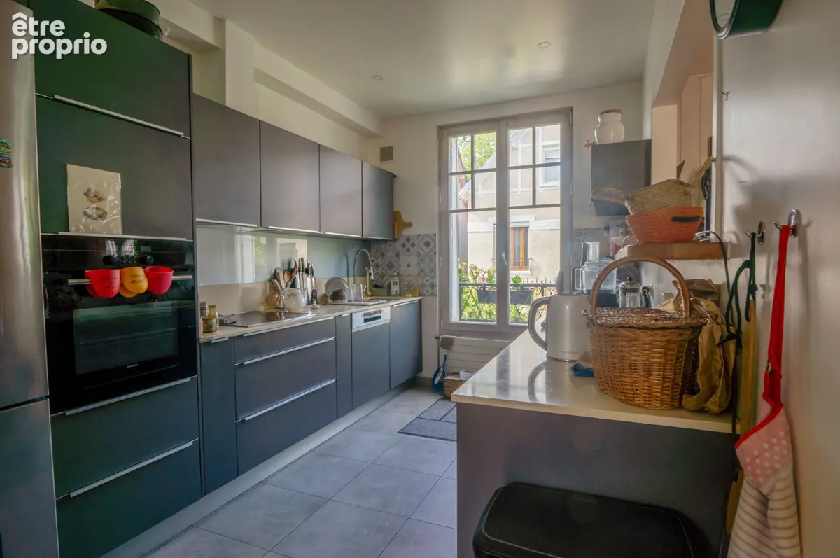 Maison 175 m² à Antony  - photo 4