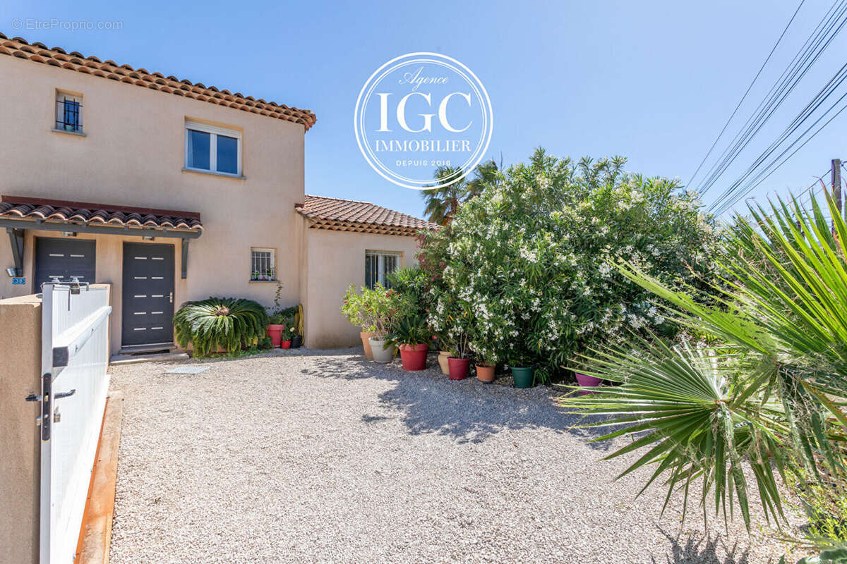 EXCLUSIVITÉ ? Maison 4 pièces avec jardin ? À deux pas de la mer ? Sausset-les-Pins - photo 2