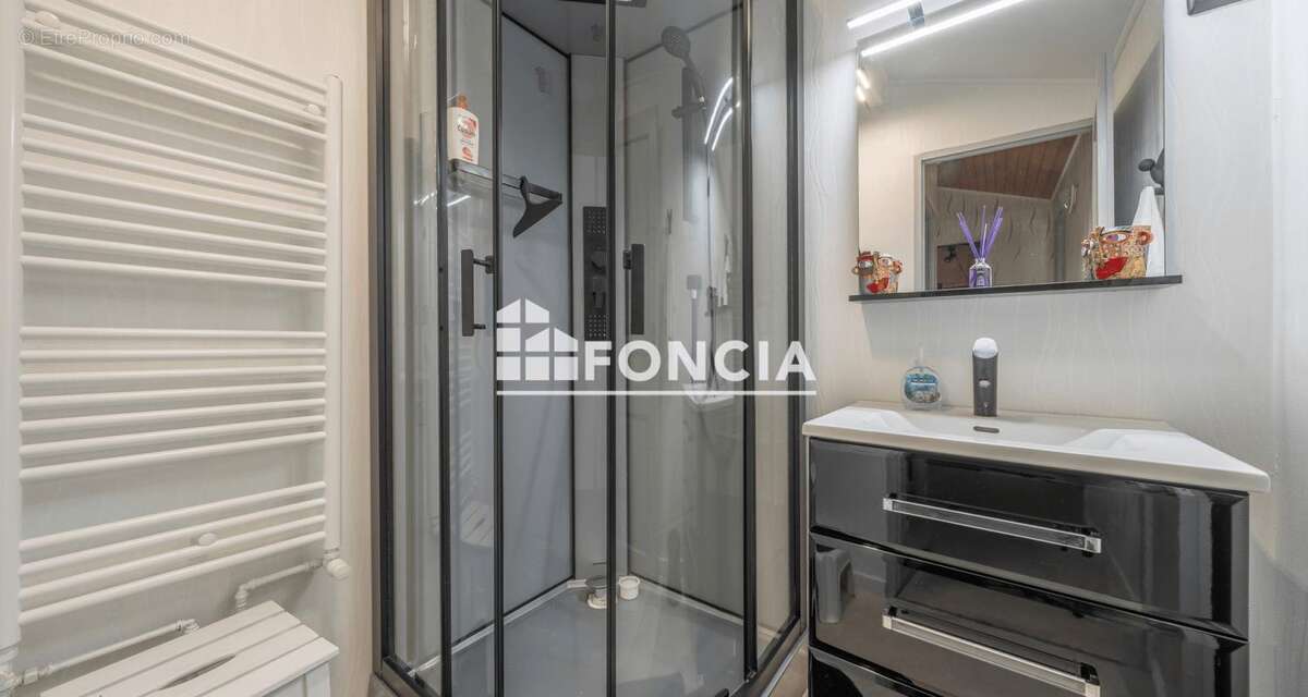 Maison à BLANQUEFORT