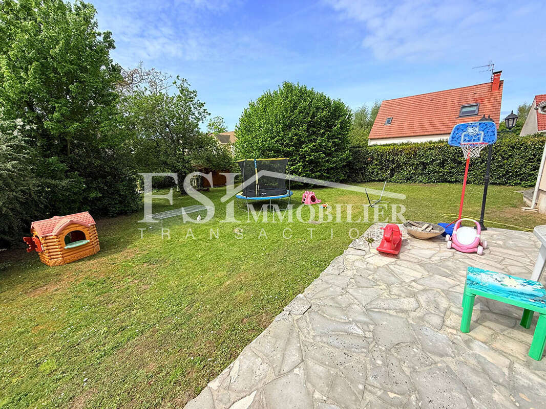 Maison à SAINT-PRIX