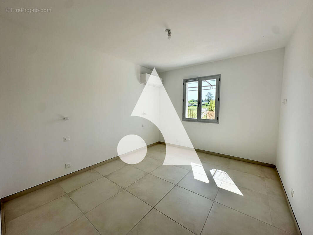 Appartement à VILLELAURE