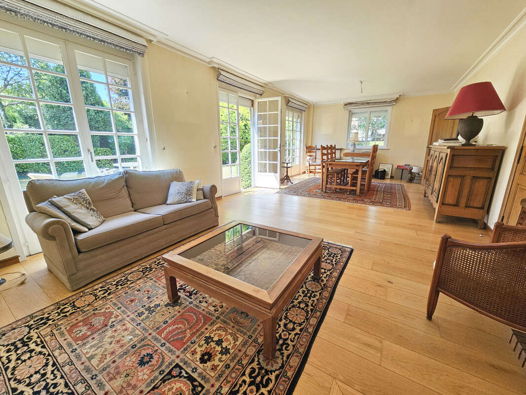 Maison semi-individuelle - 115 m2 hab - 130 m2 utile - 4 chambres - garage - jardin - photo 2