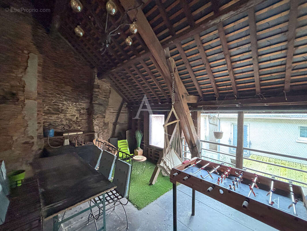 Maison à CHATEAU-GONTIER