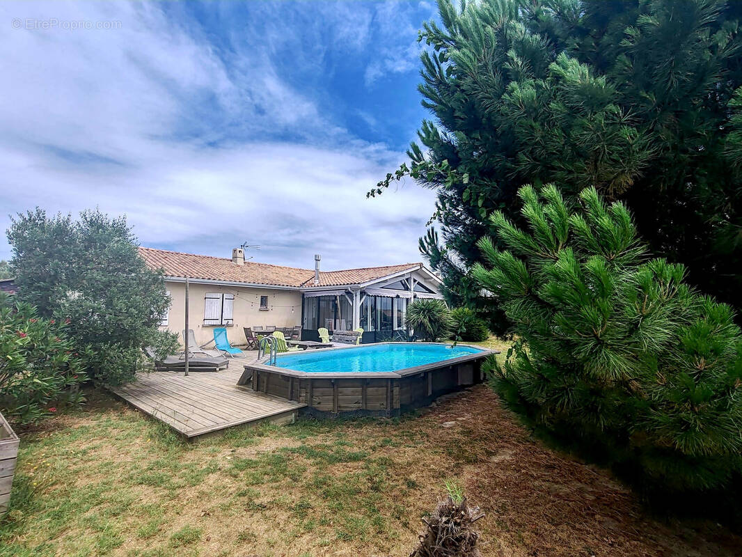 Maison à BAZAS