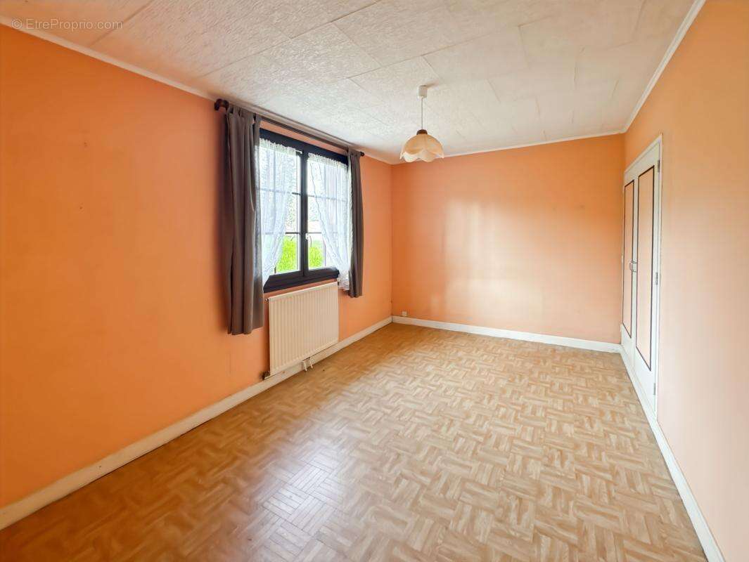 Maison à SAINT-ARNOULT