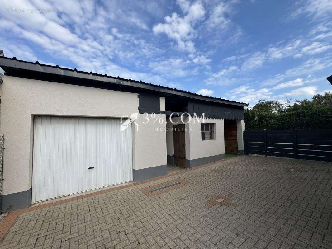 Maison à DOSSENHEIM-SUR-ZINSEL