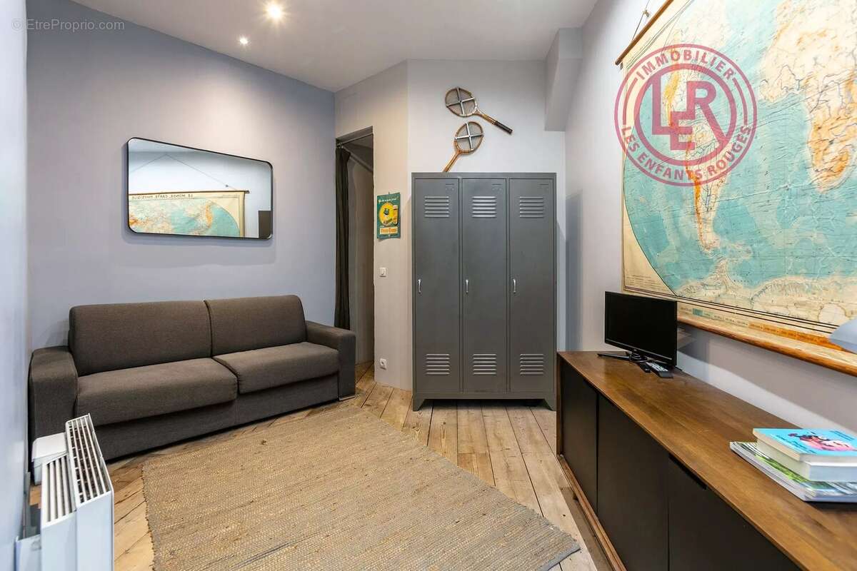 Appartement à PARIS-11E