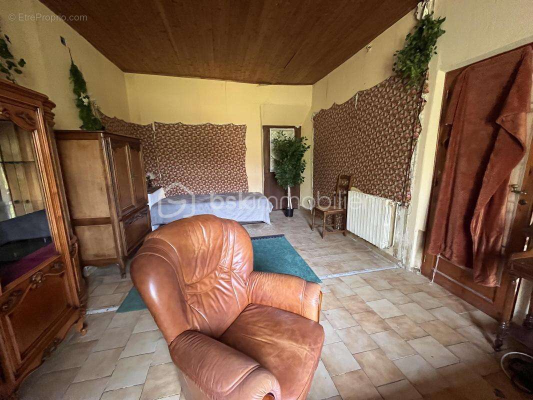 Maison 170m2 avec bâtiment annexe et dépendances sur 1,6 Ha - photo 20