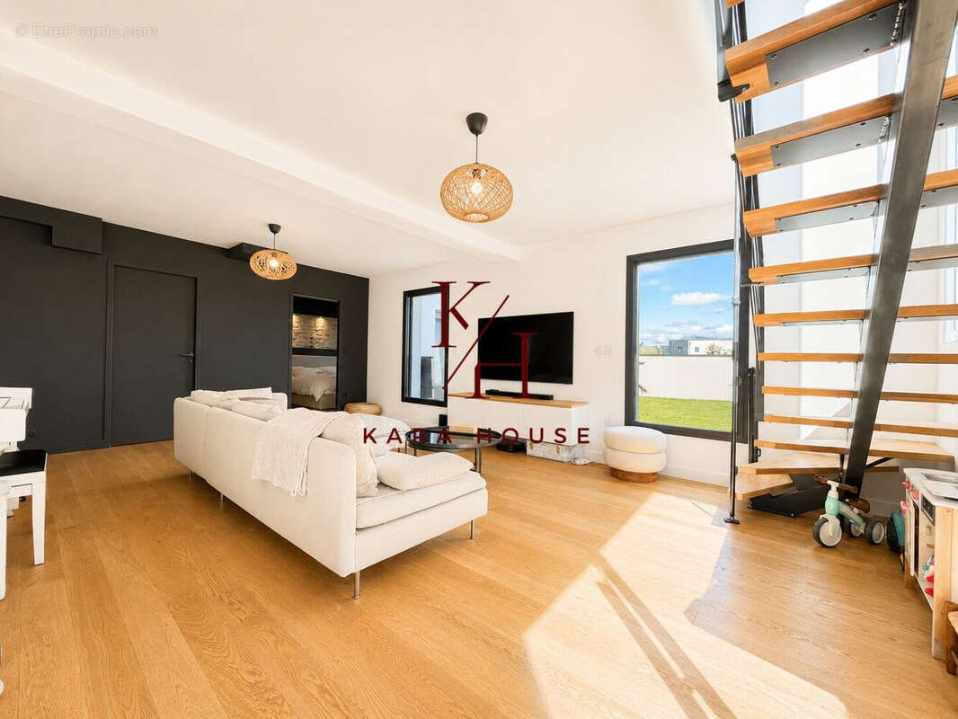 Maison 137 m² à Cairon  - photo 9