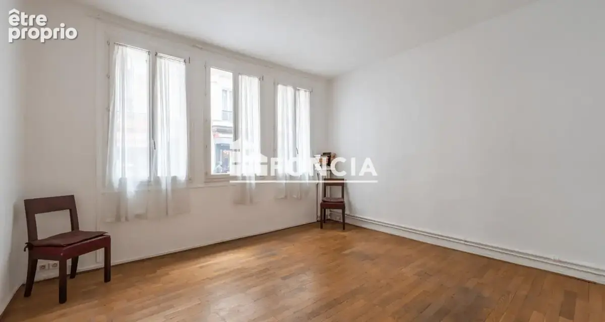 Appartement à PARIS-17E