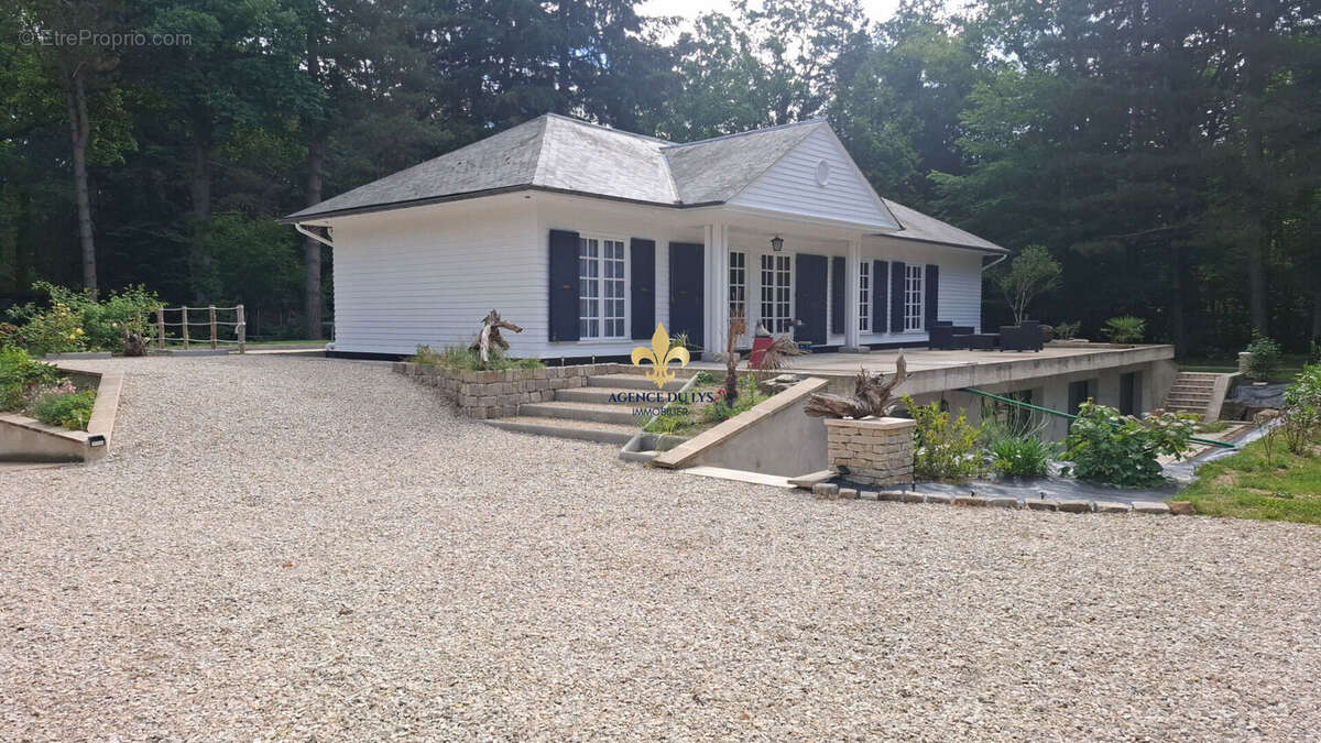 Maison à LAMORLAYE
