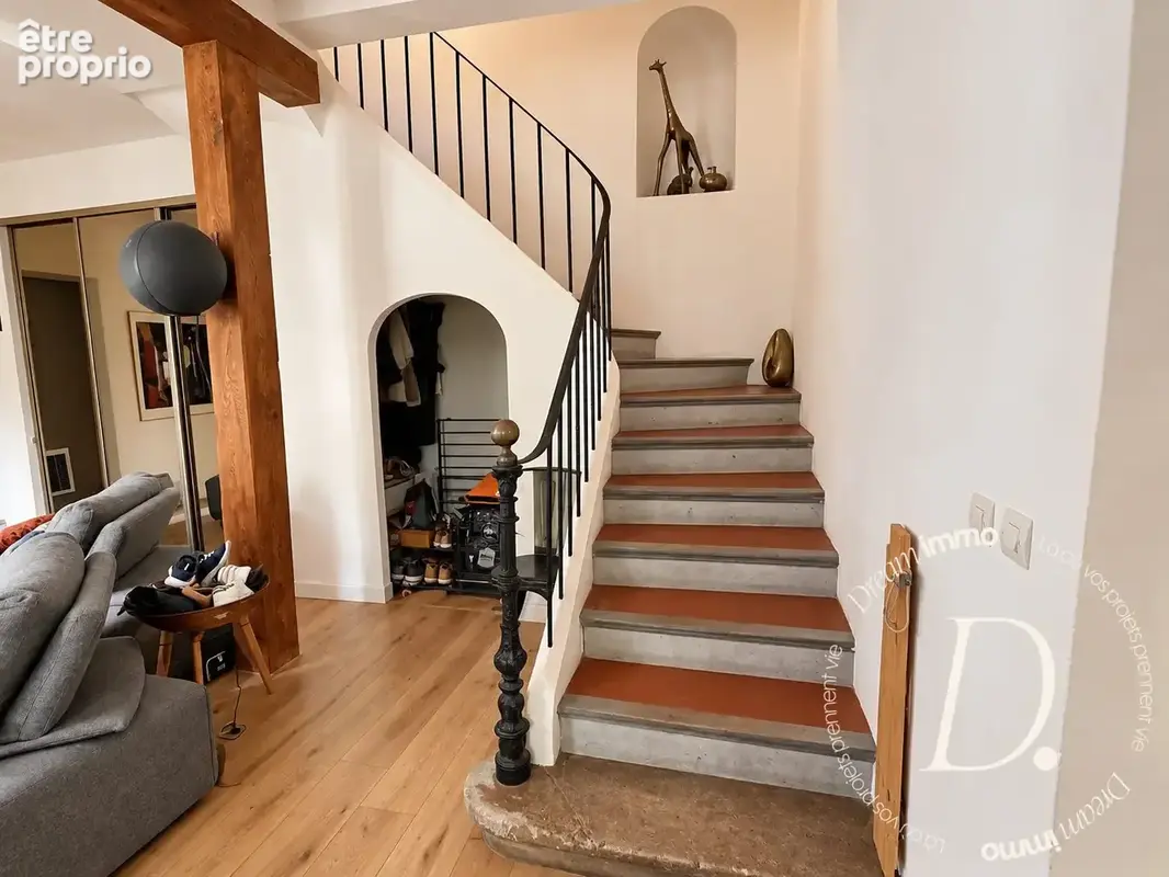 Maison 7 pièces 205 m² à vendre à Sollies-Toucas (83210) - photo 8