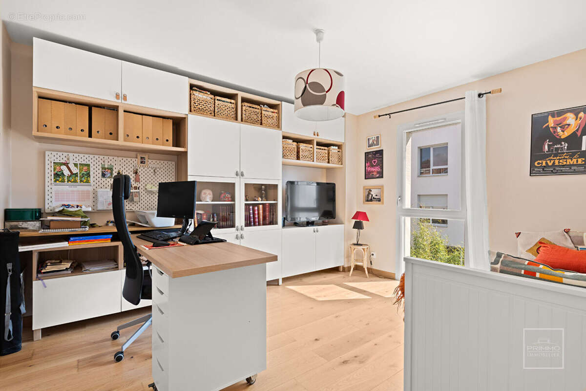 Appartement à NEUVILLE-SUR-SAONE