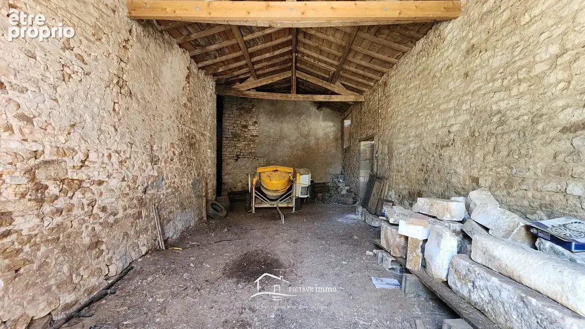 Maison indépendante avec vie de plain-pied et nombreuses dépendances - photo 10