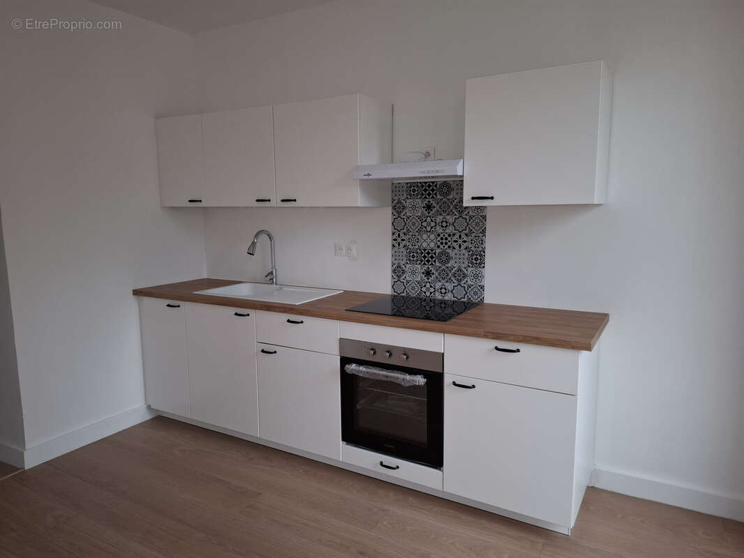 Appartement à ROQUEVAIRE