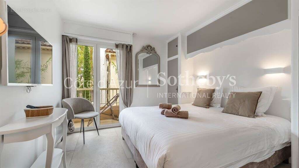 Appartement à SAINT-TROPEZ