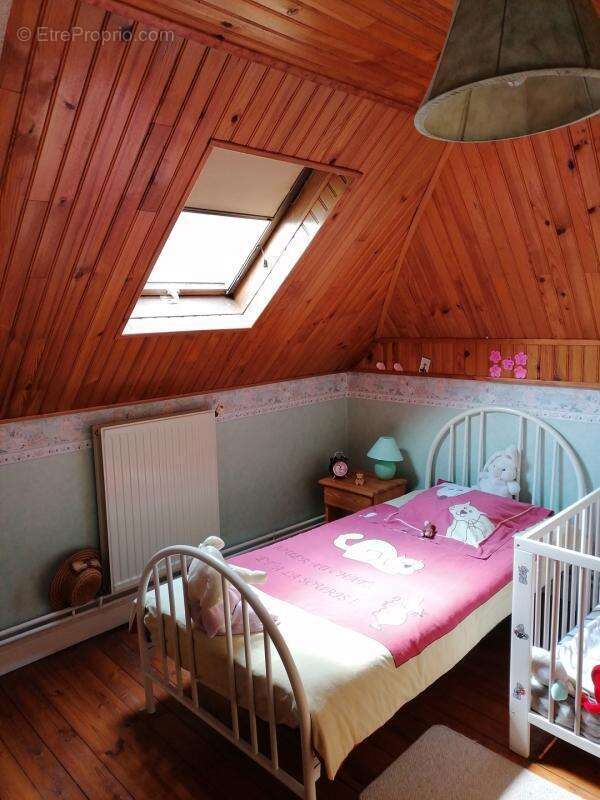 Maison à ORIGNY-SAINTE-BENOITE